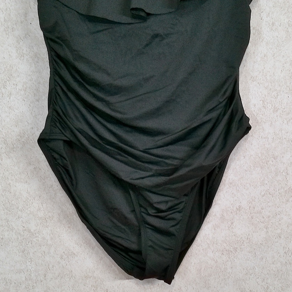 La Blanca 1 Pc Swim Suit Black Ruffled Collar Laced V Back, Bra,Lined Sz14 - Picture 3 of 7